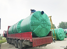 玻璃钢化粪池装车